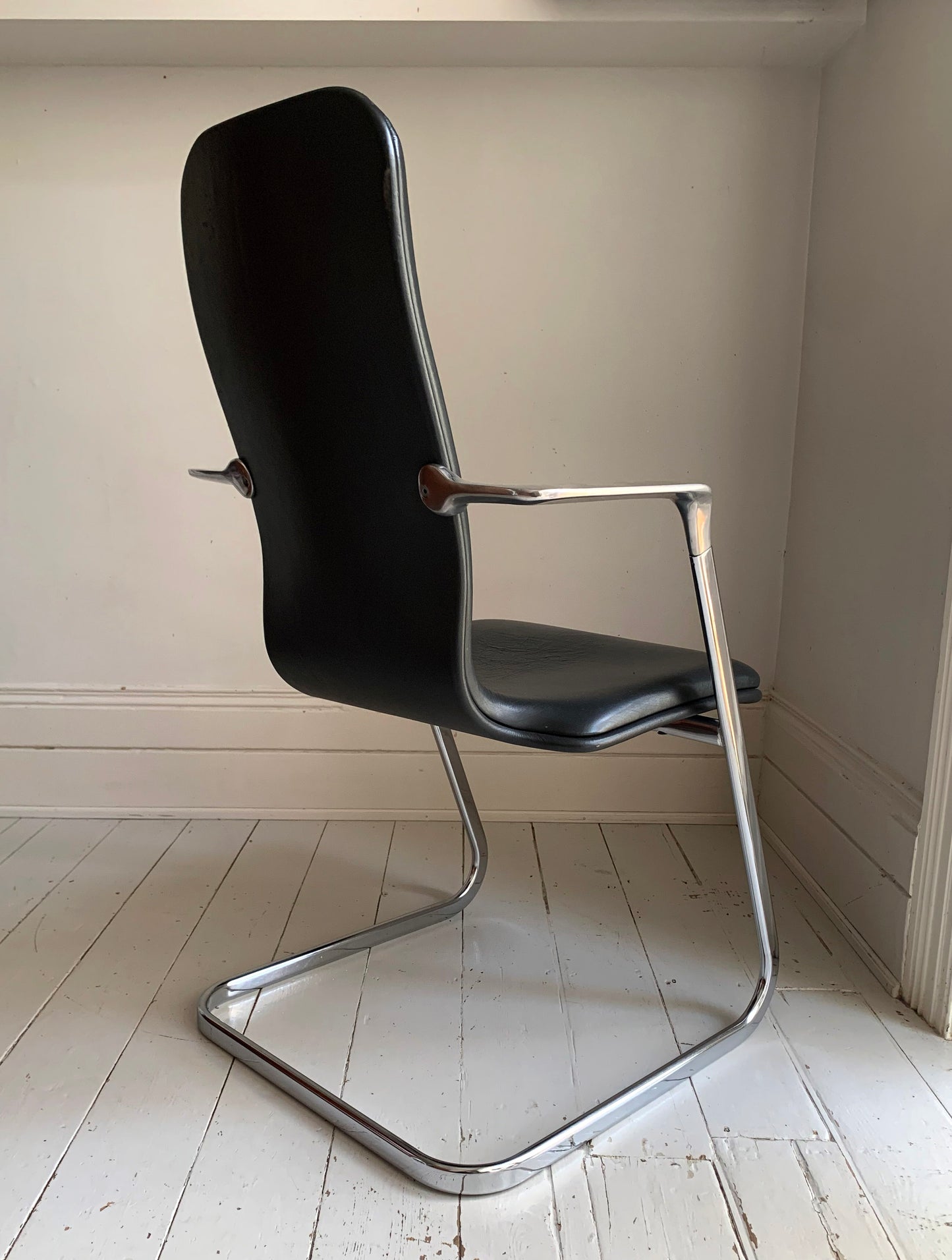 Vintage Mid Century Frederick Scott for Hille Cantilever Dark Grey Leather Office/Dining Chair