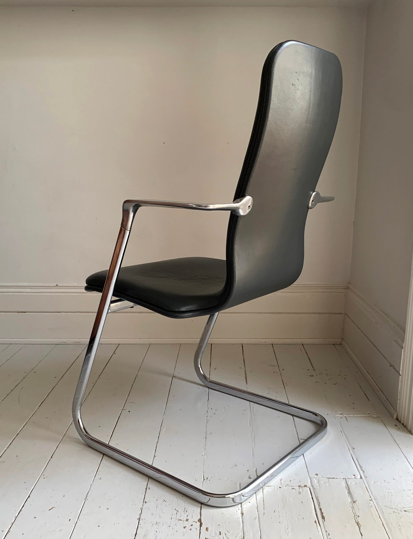 Vintage Mid Century Frederick Scott for Hille Cantilever Dark Grey Leather Office/Dining Chair
