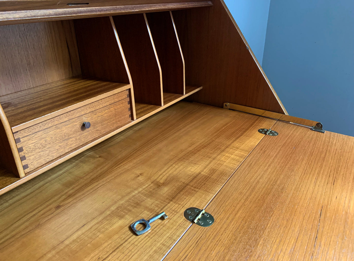 Mid Century Modern Teak Bureau / Desk / Chest of Drawers by Nathan