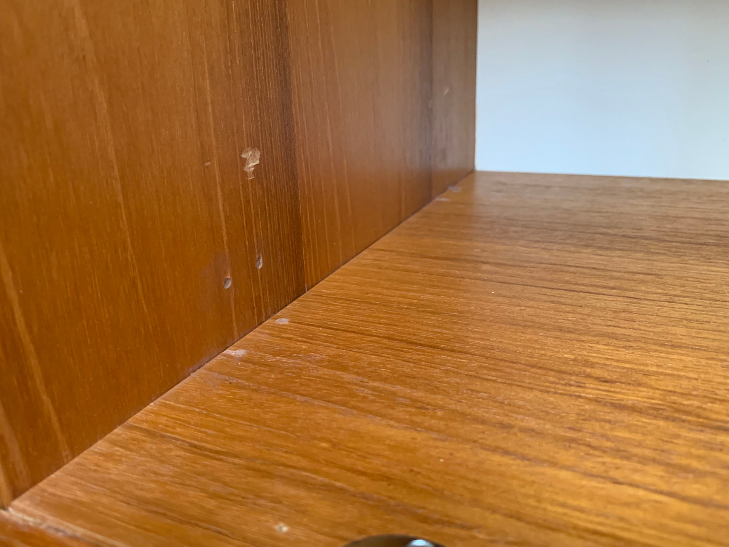 Mid Century Teak Beaver & Tapley 33 Floating Bureau / Desk / Cabinet