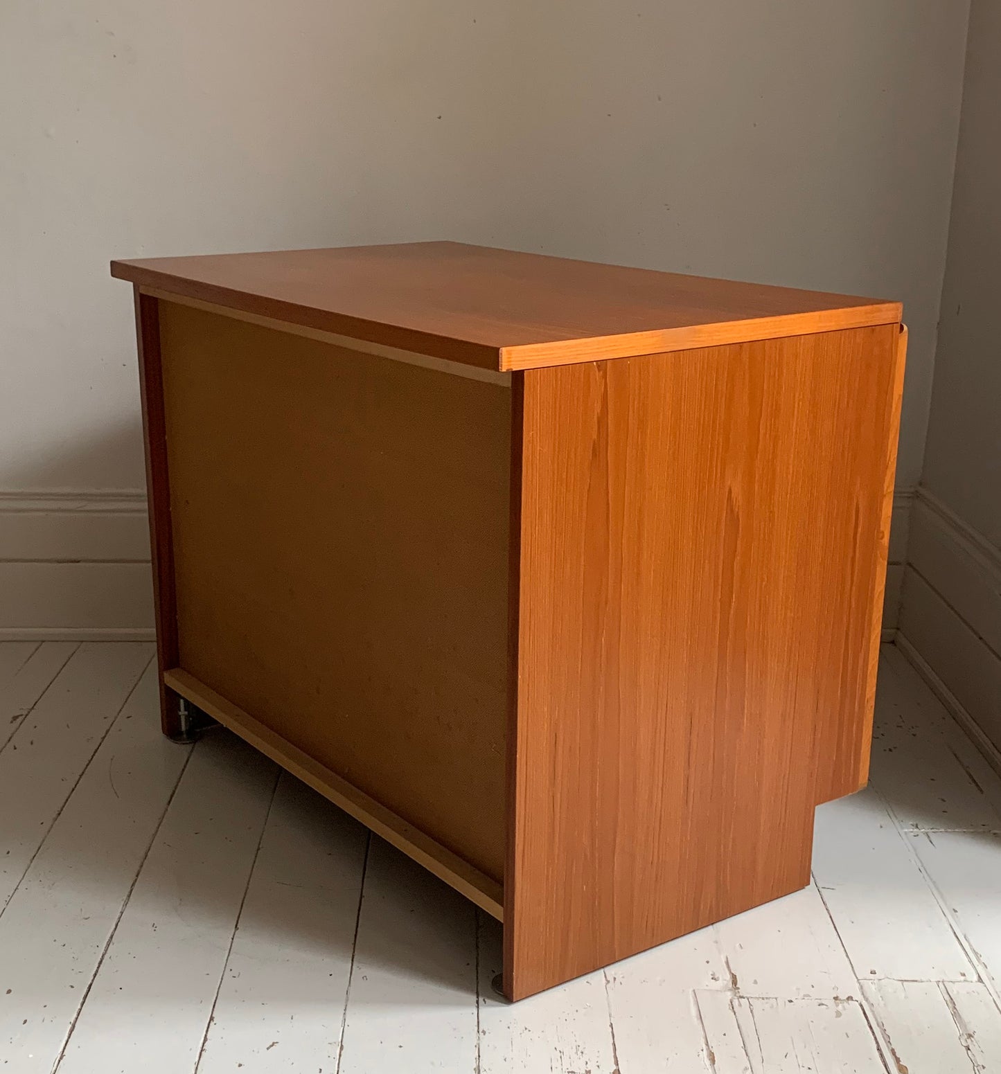 Mid Century Modern Teak Beaver & Tapley Free Standing Two-Door Media Cabinet