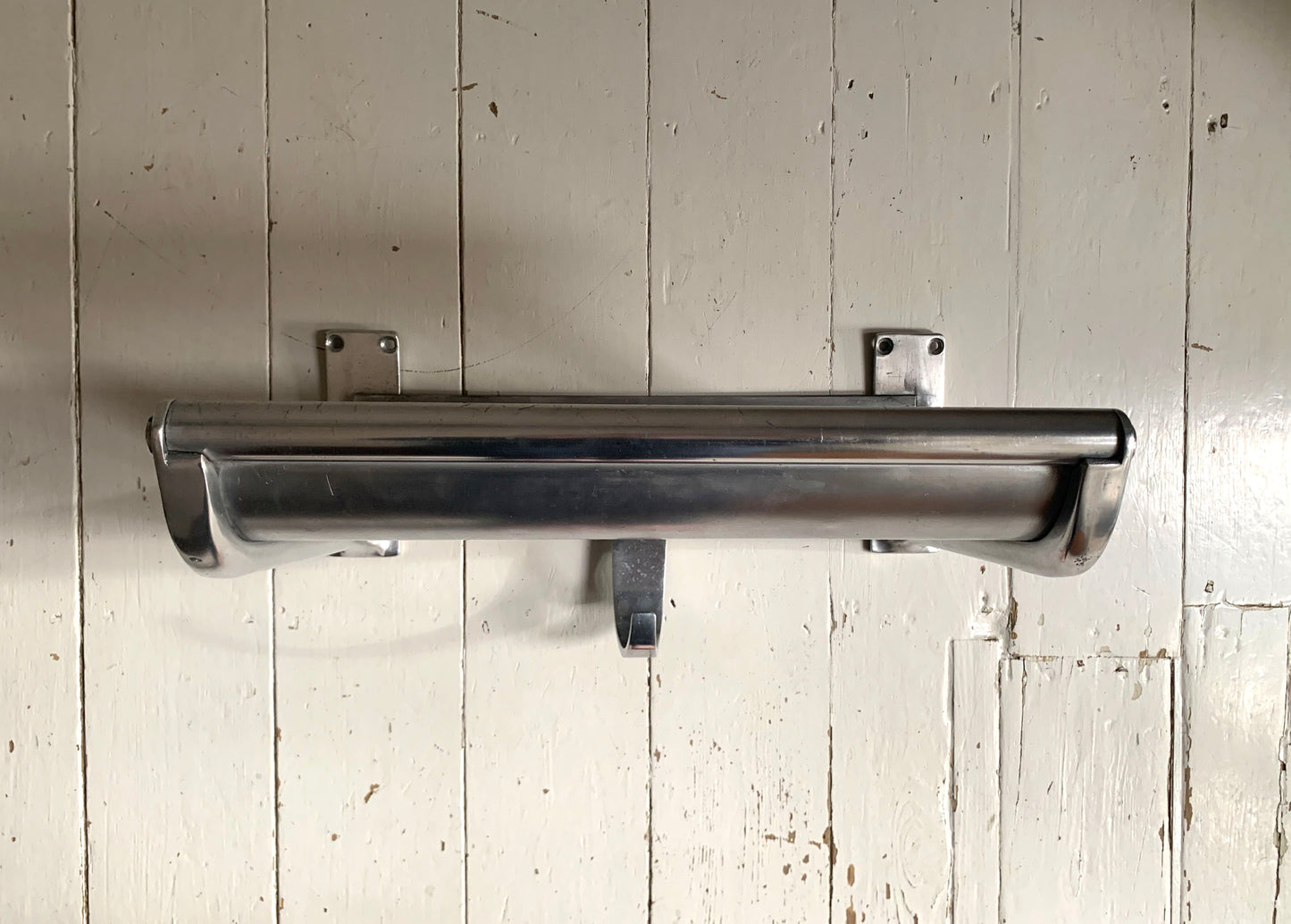 Original Vintage London Underground A-Stock Aluminium Luggage Rack w/ Hook 1/2