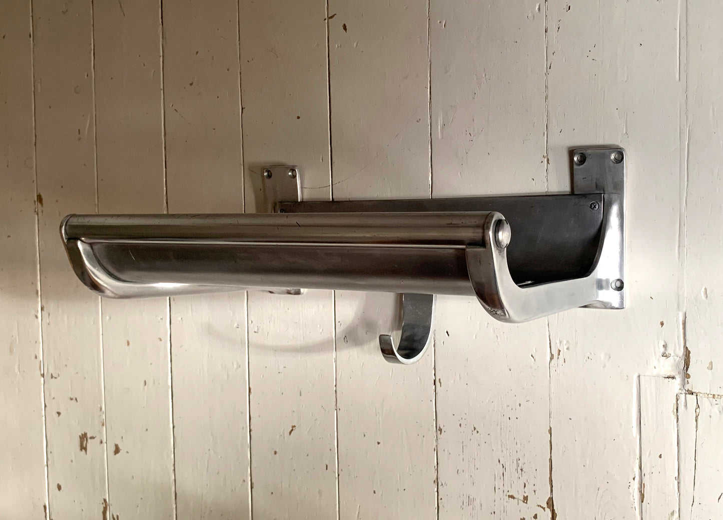 Original Vintage London Underground A-Stock Aluminium Luggage Rack w/ Hook 1/2