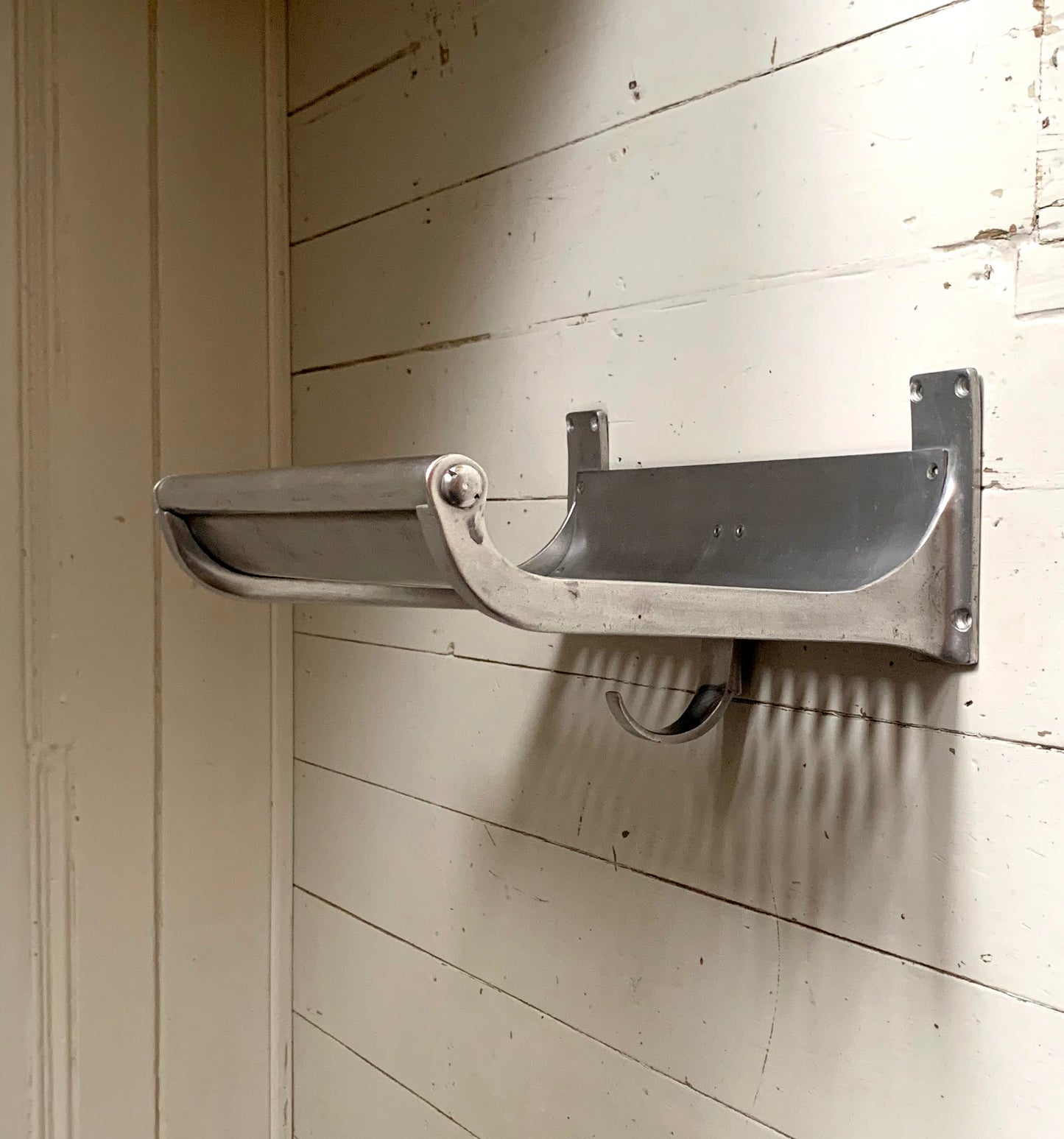 Original Vintage London Underground A-Stock Aluminium Luggage Rack w/ Hook 2/2