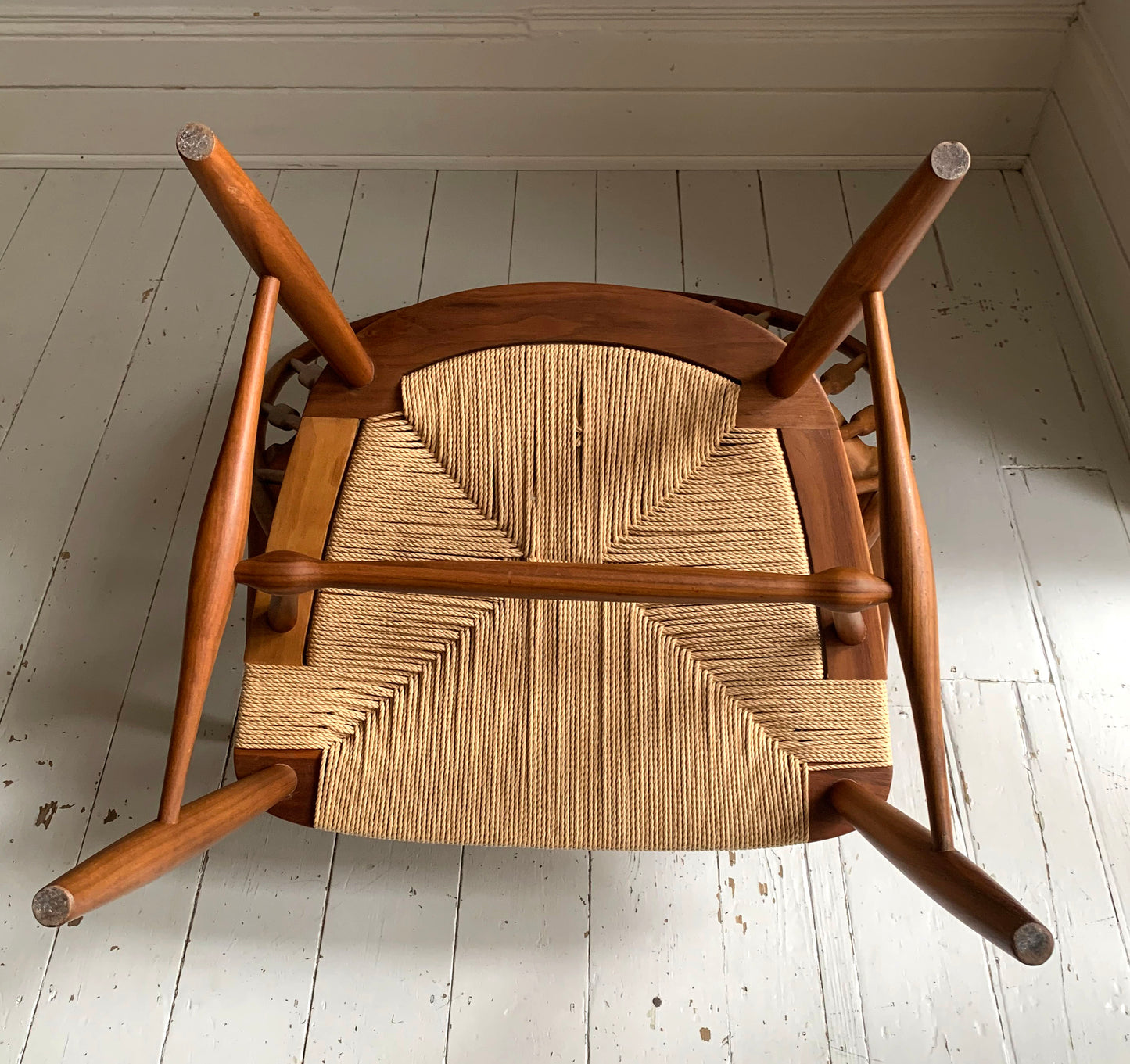 PP 550 Peacock Chair, Timber Frame, Papercord Upholstery, Excellent Condition