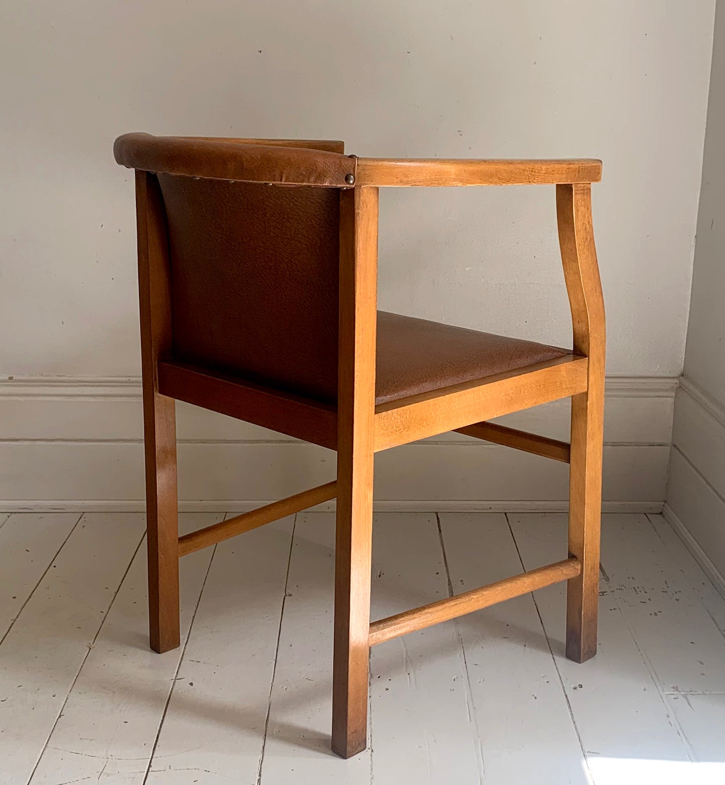 Pair of 1920/30s Horseshoe, Tub Carver Chairs Upholstered in Cognac Vinyl