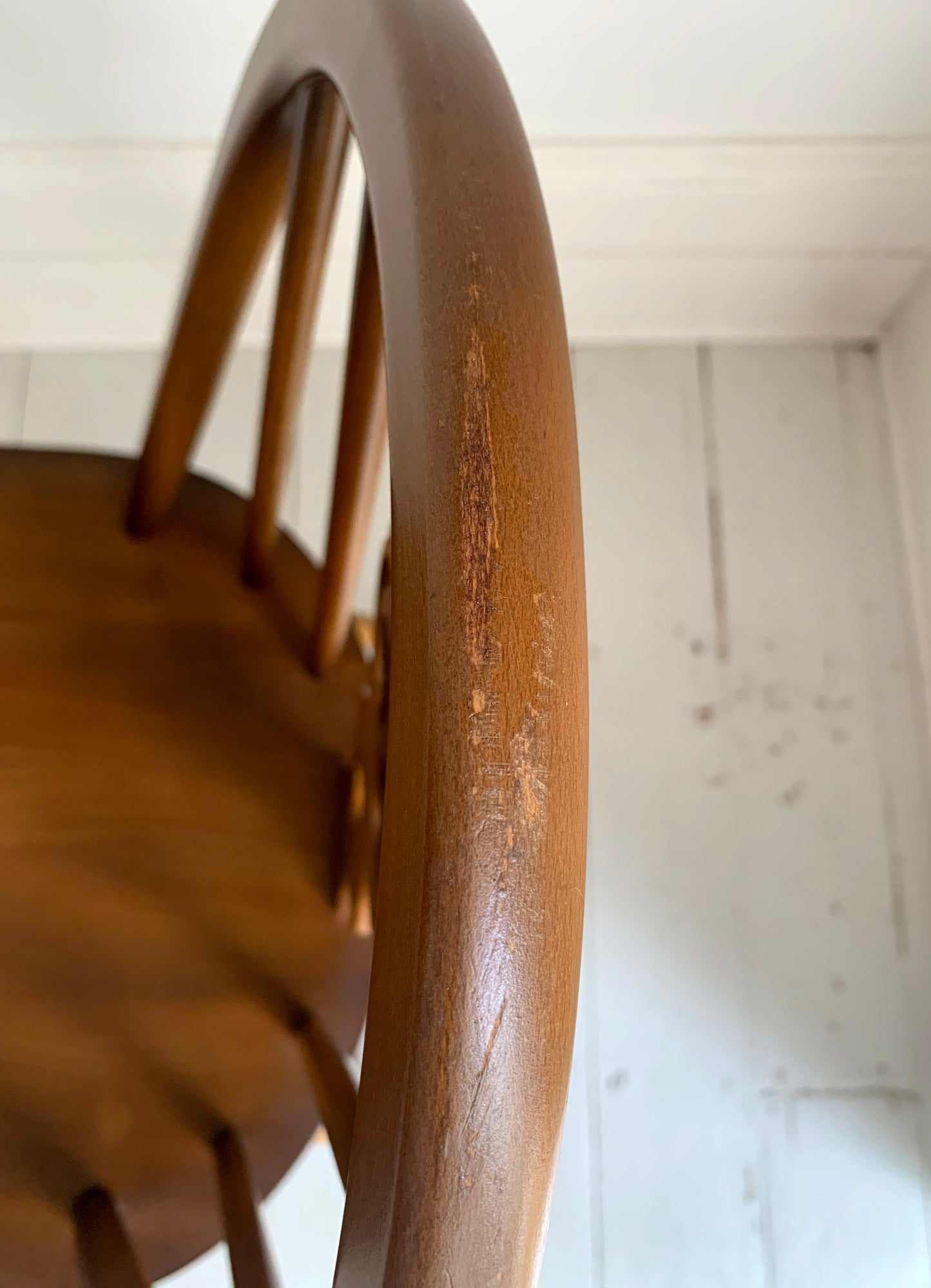 Pair of Vintage Ercol Fleur-De-Lys Dining Chairs - Model 371