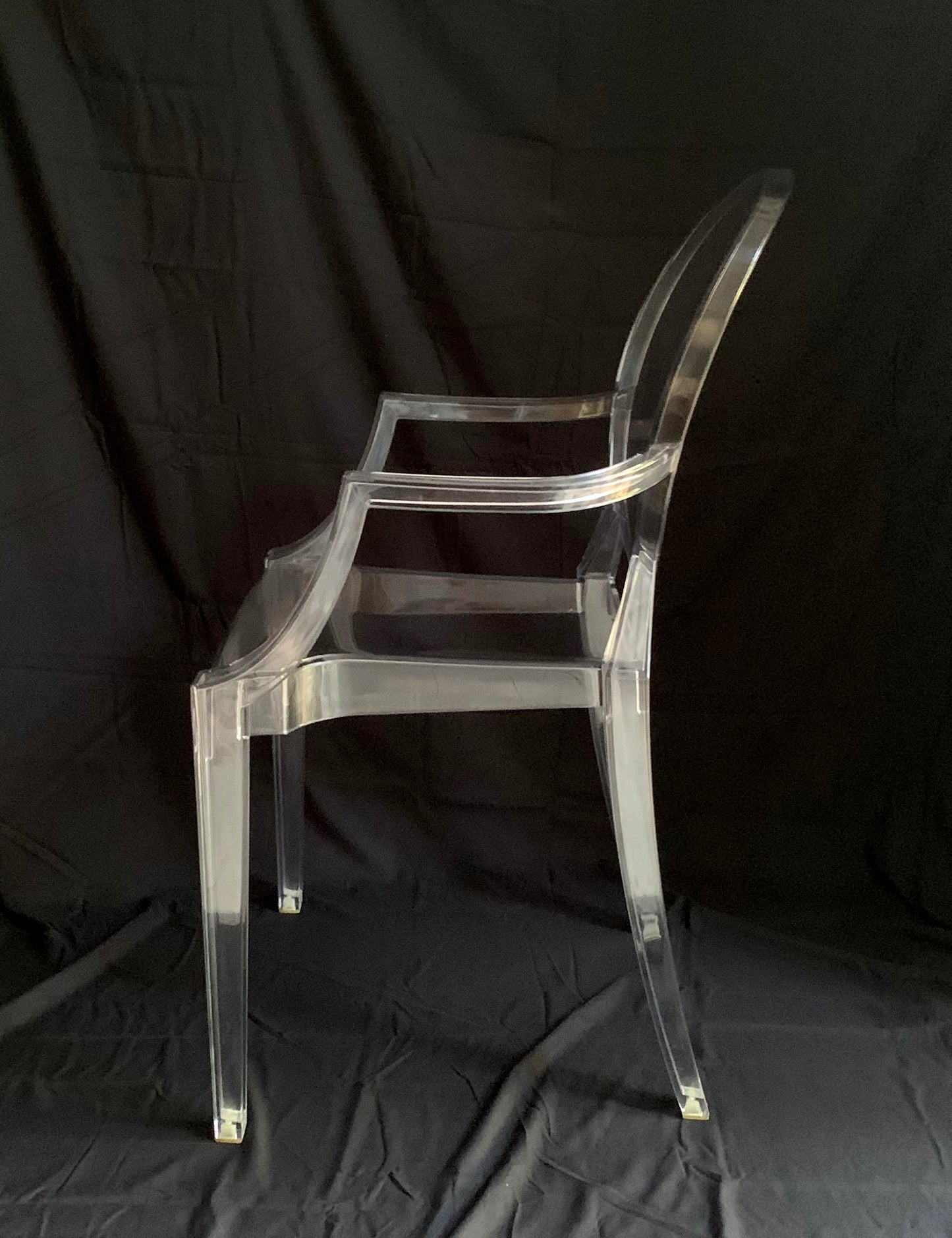 Kartell Louis Ghost Chair in Clear Polycarbonate, designed by Philippe Starck