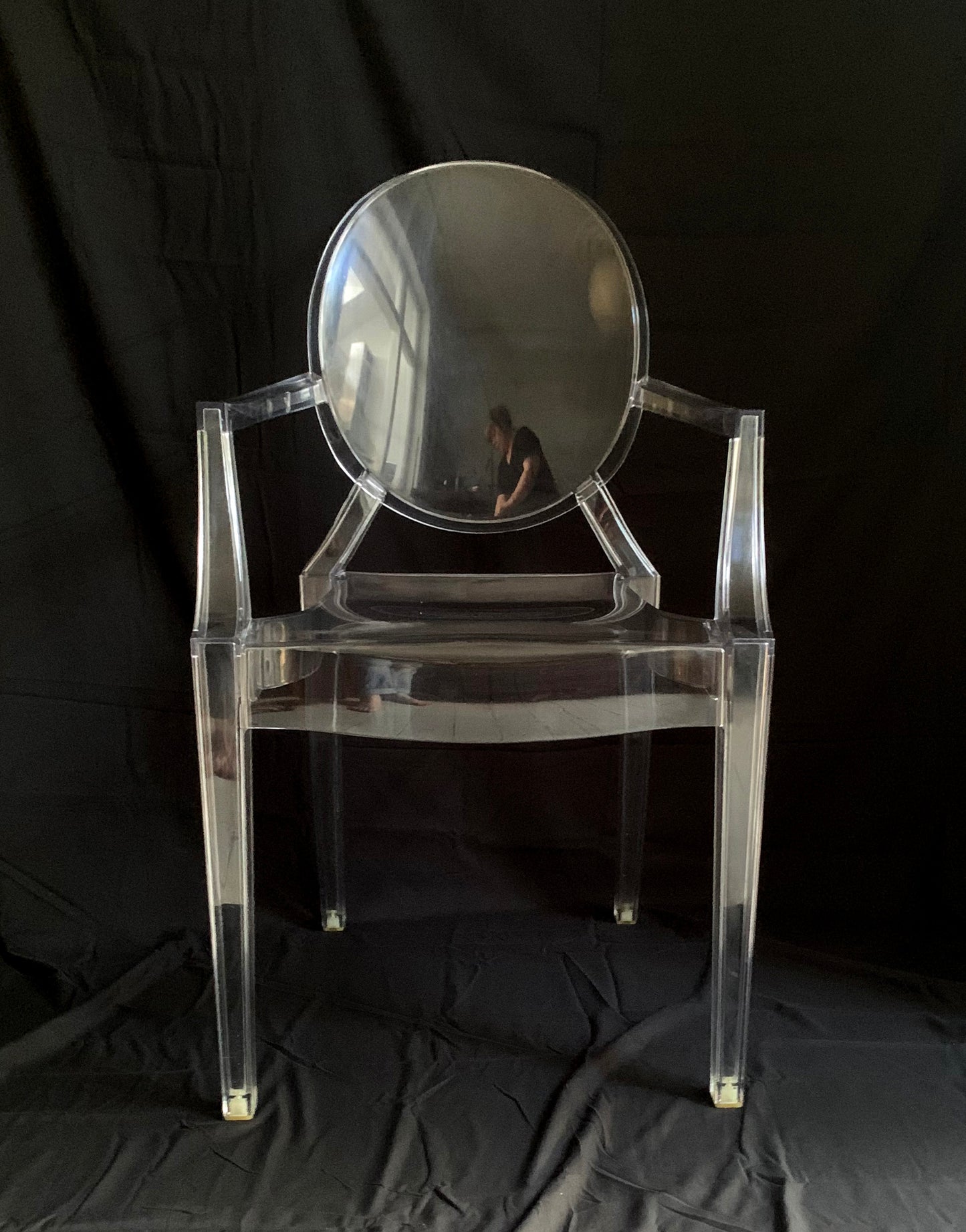 Kartell Louis Ghost Chair in Clear Polycarbonate, designed by Philippe Starck