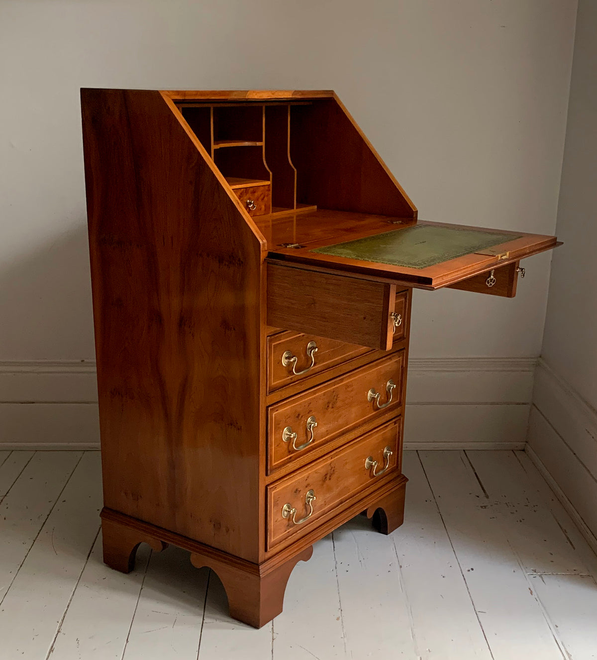 Vintage Small Walnut Veneer Fall Front Lockable Desk / Bureau / Secretaire