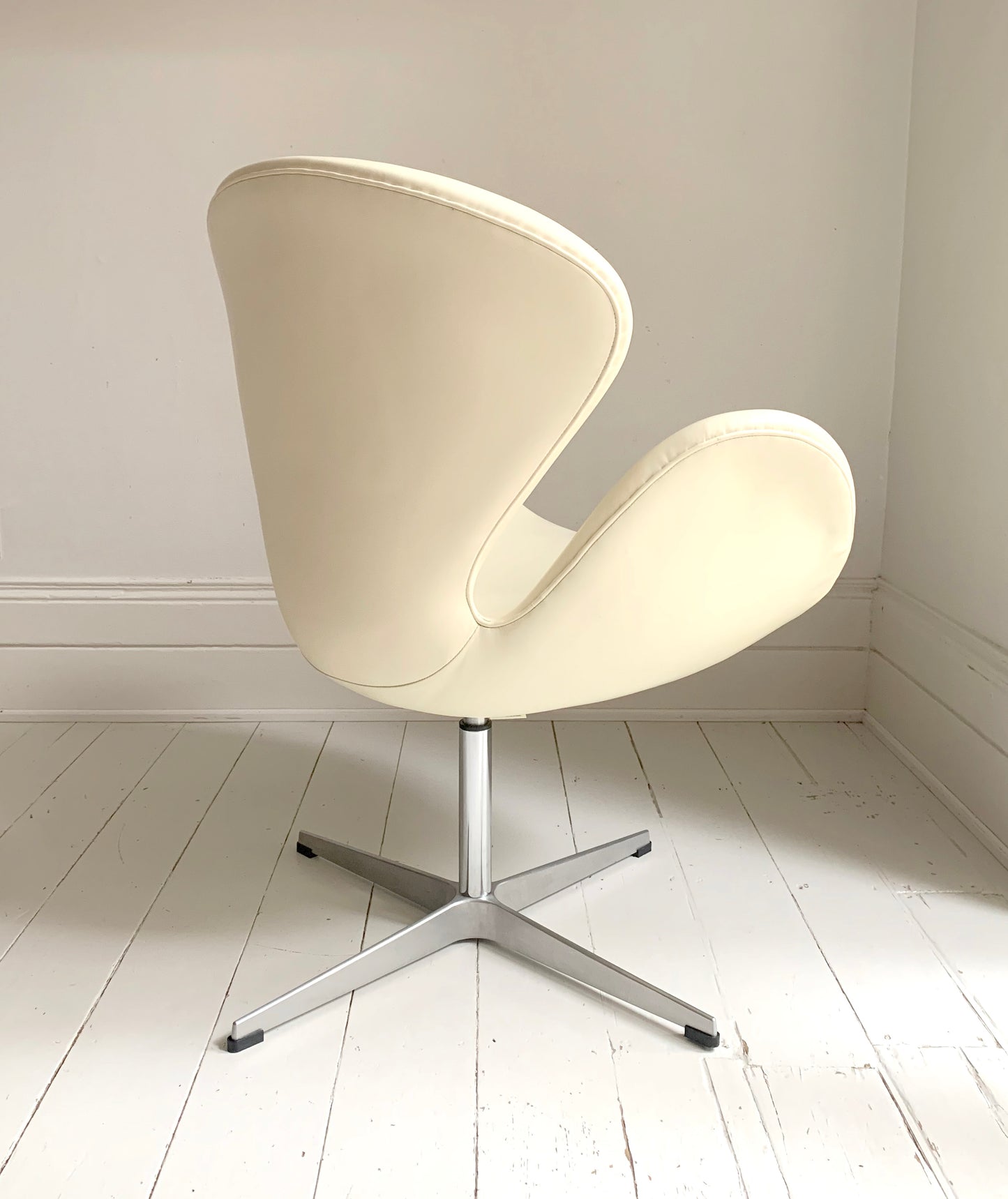 Swan Chair Replica in the style of the 1958 Arne Jacobson Chair in Cream