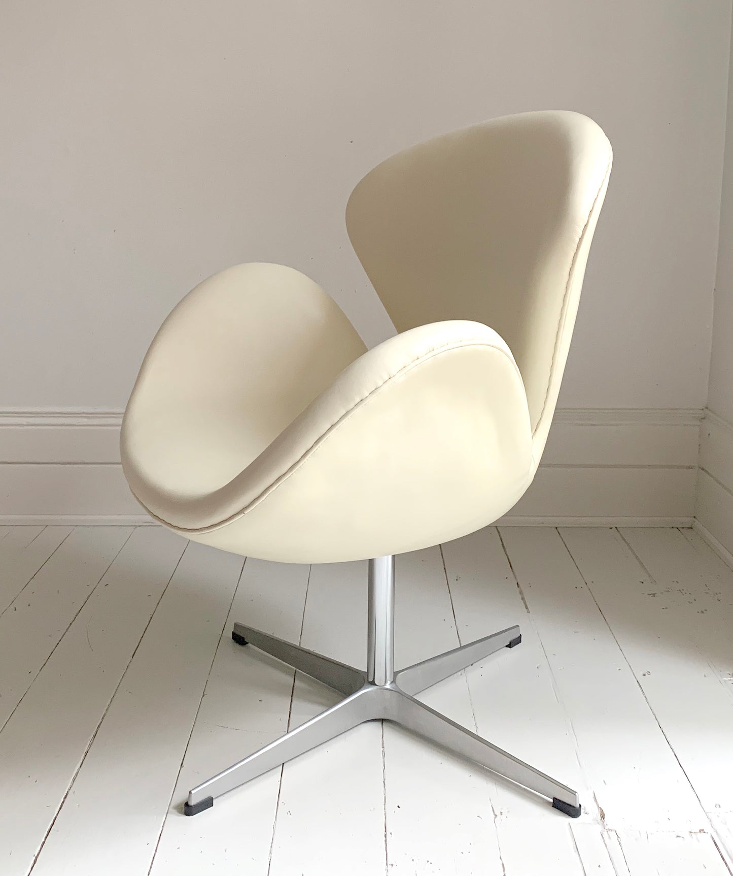 Swan Chair Replica in the style of the 1958 Arne Jacobson Chair in Cream