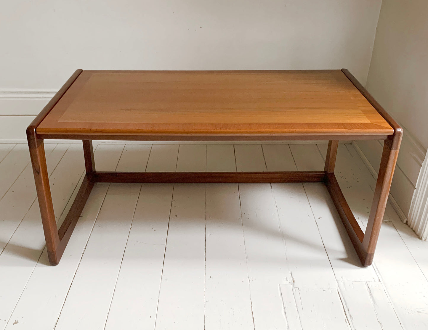 Stunning Mid Century Teak box frame coffee table with hinge, use it two ways