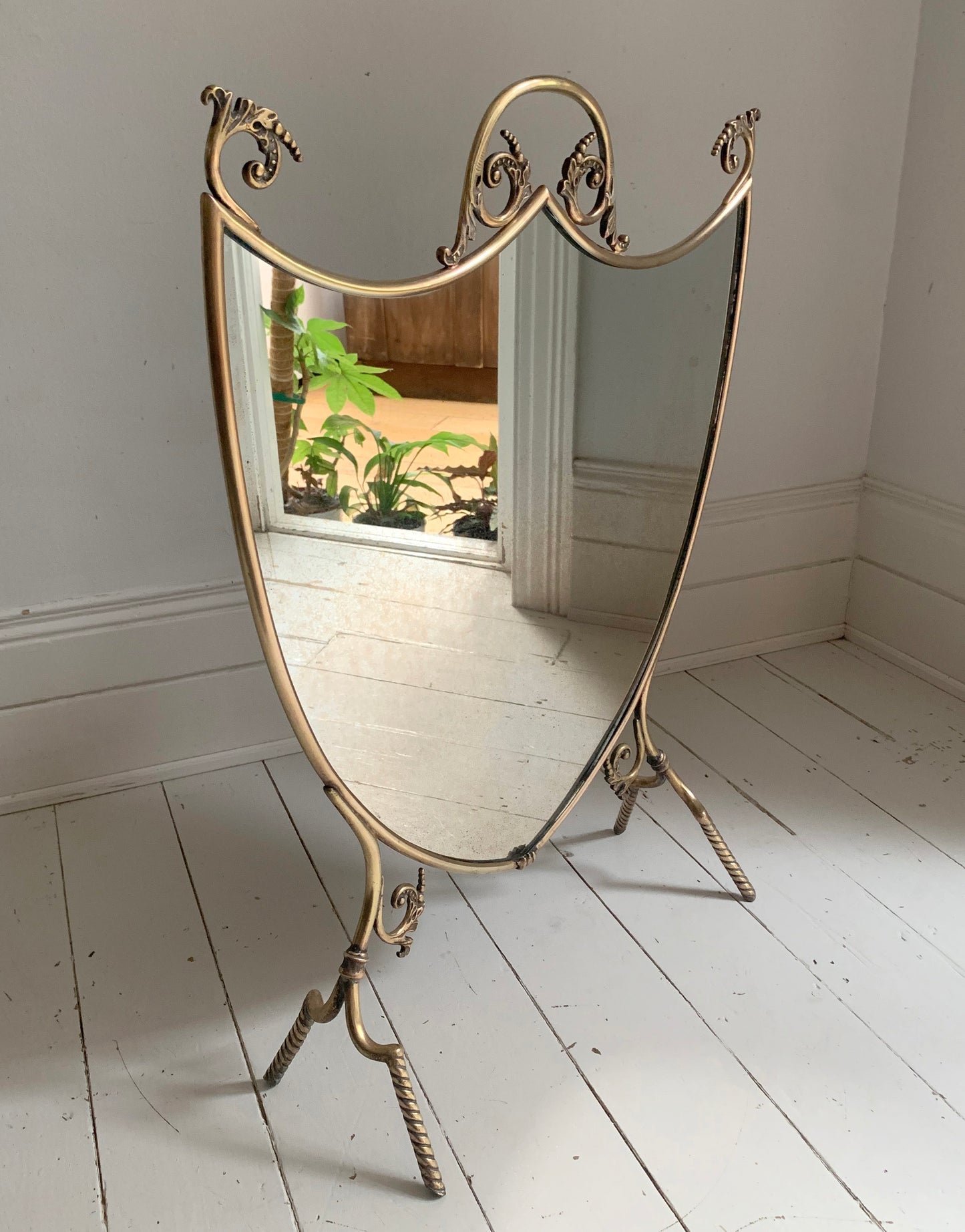 Antique Victorian / Edwardian Brass & Mirror Shield-Shaped Fire Screen / Guard