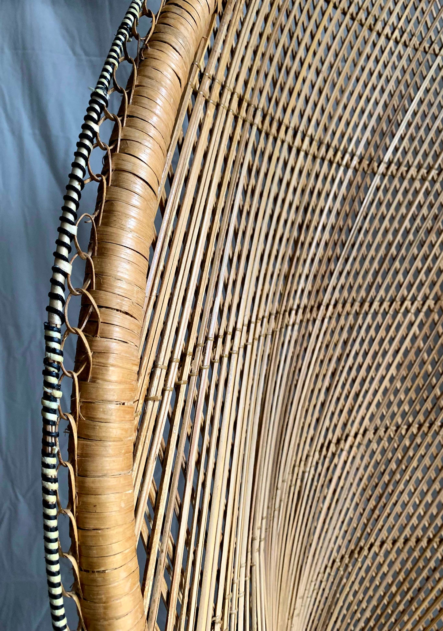 1970s Vintage Rattan &amp; Wicker Peacock Chair Emmanuelle Mid Century Modern