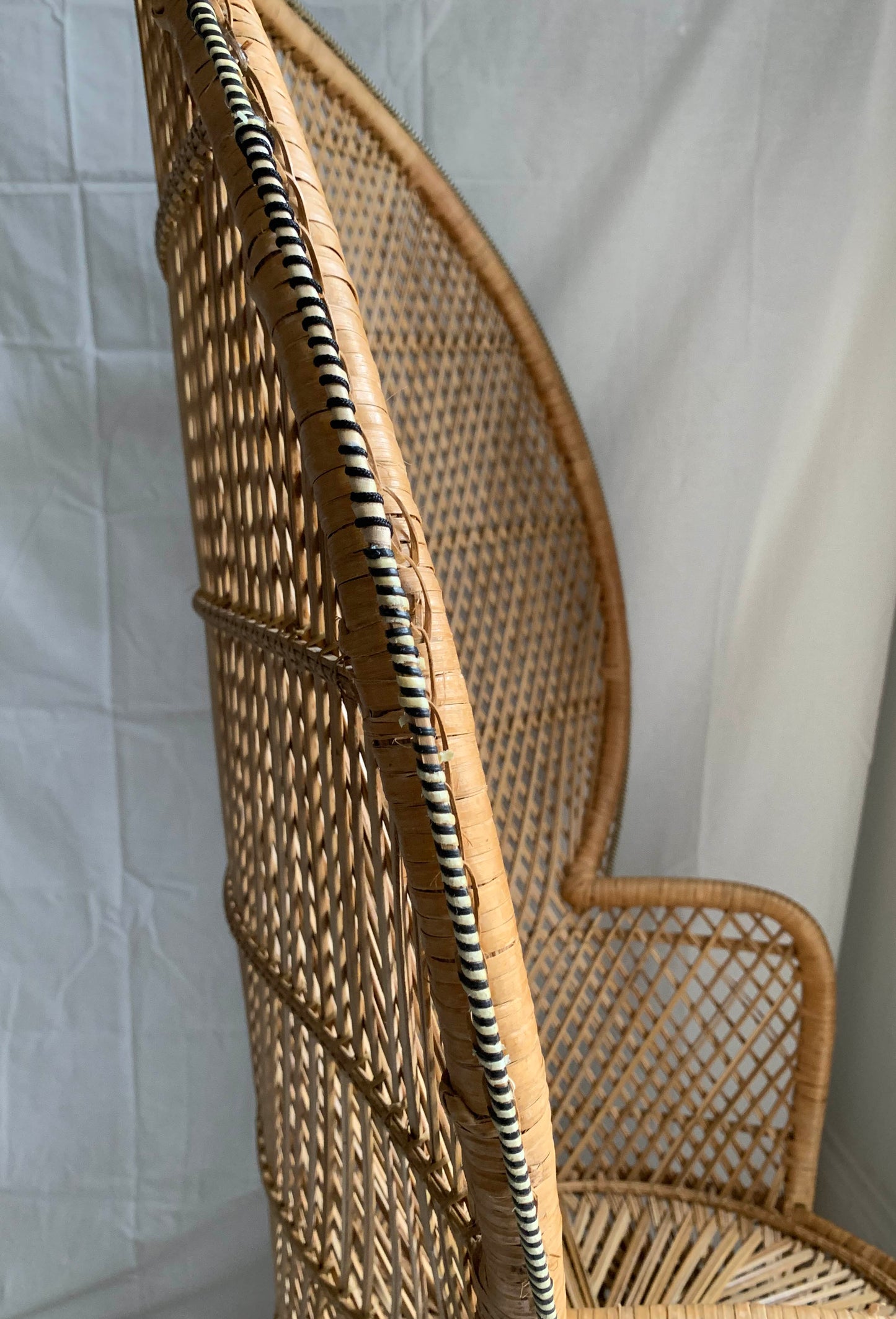 1970s Vintage Rattan &amp; Wicker Peacock Chair Emmanuelle Mid Century Modern