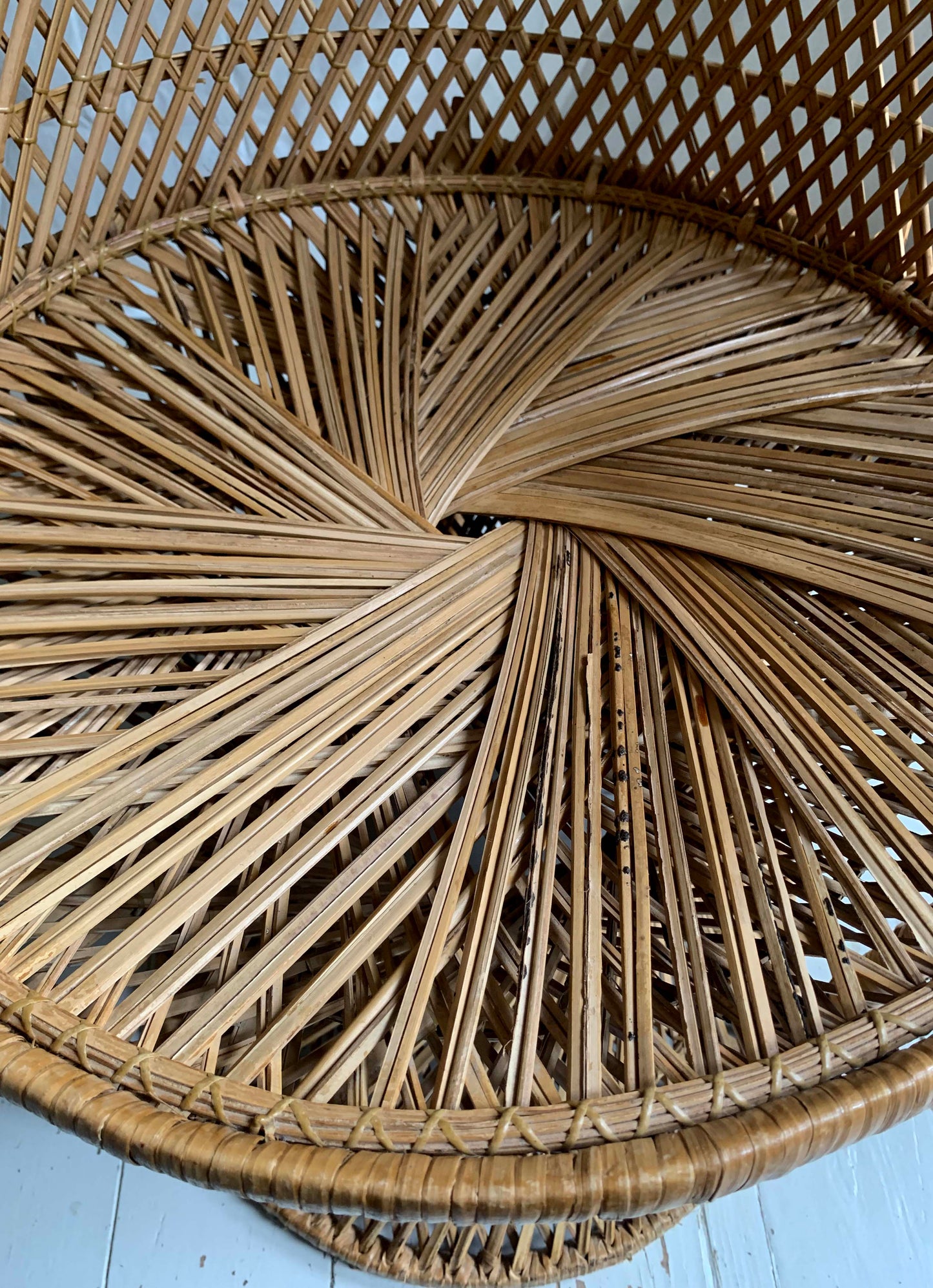 1970s Vintage Rattan &amp; Wicker Peacock Chair Emmanuelle Mid Century Modern