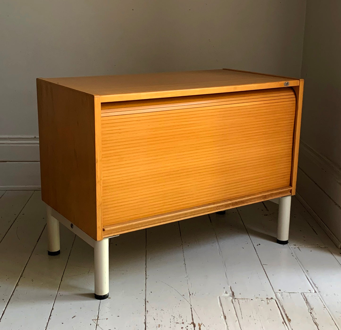 Vintage Scandi Style Pale Oak Tambour Storage / Filing / Media Vinyl Cabinet
