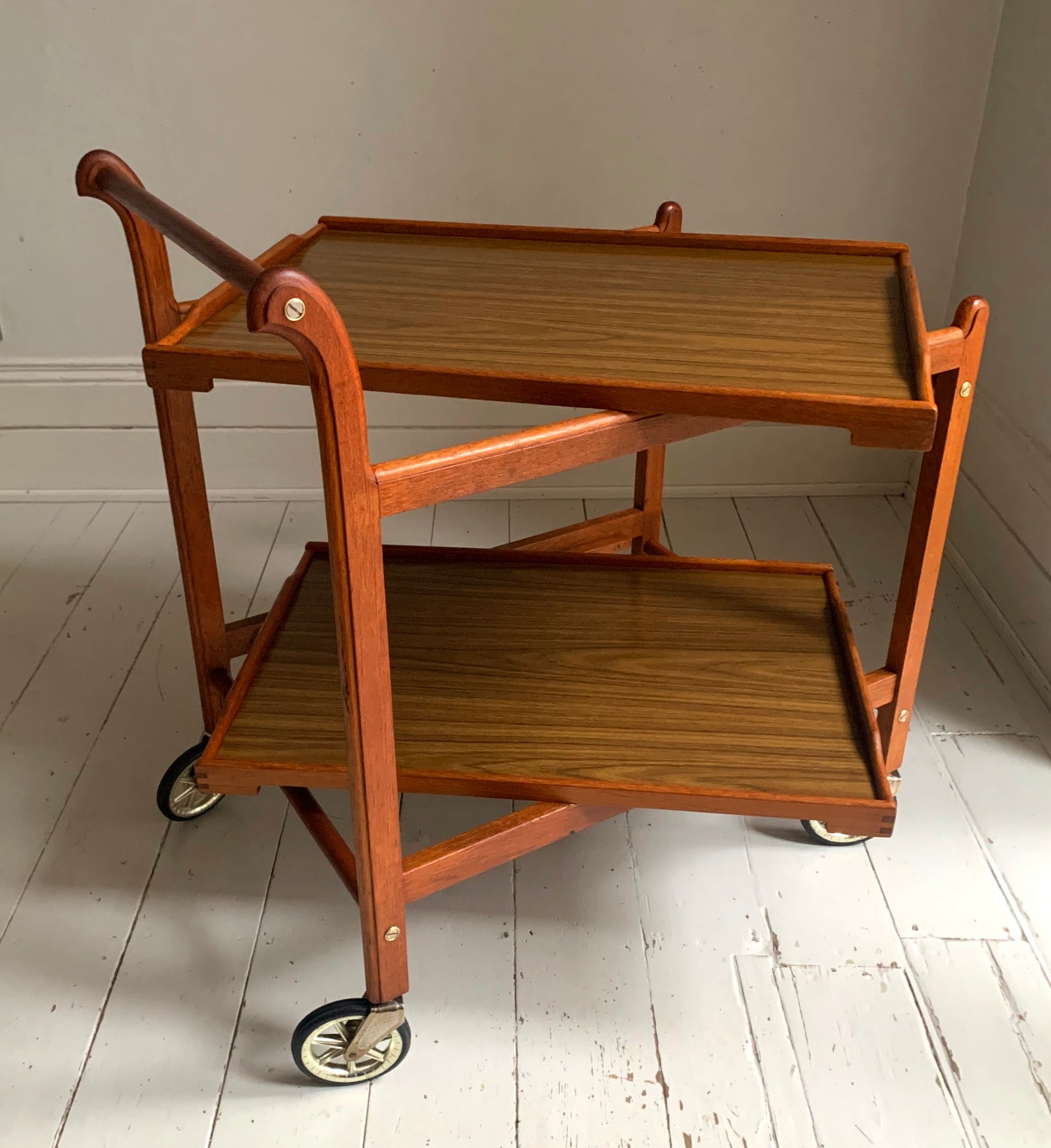 Vintage 1950s Teak Trolley with Removeable Trays - Drinks Tea Trolley / Bar Cart