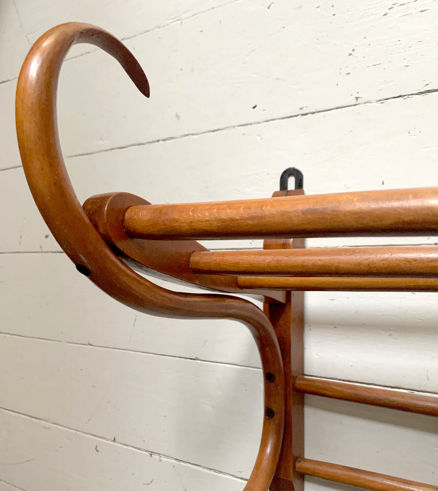 Antique Teak Bentwood Wall Mounted Hat & Coat Rack w/ Shelf - 1900s Art Nouveau