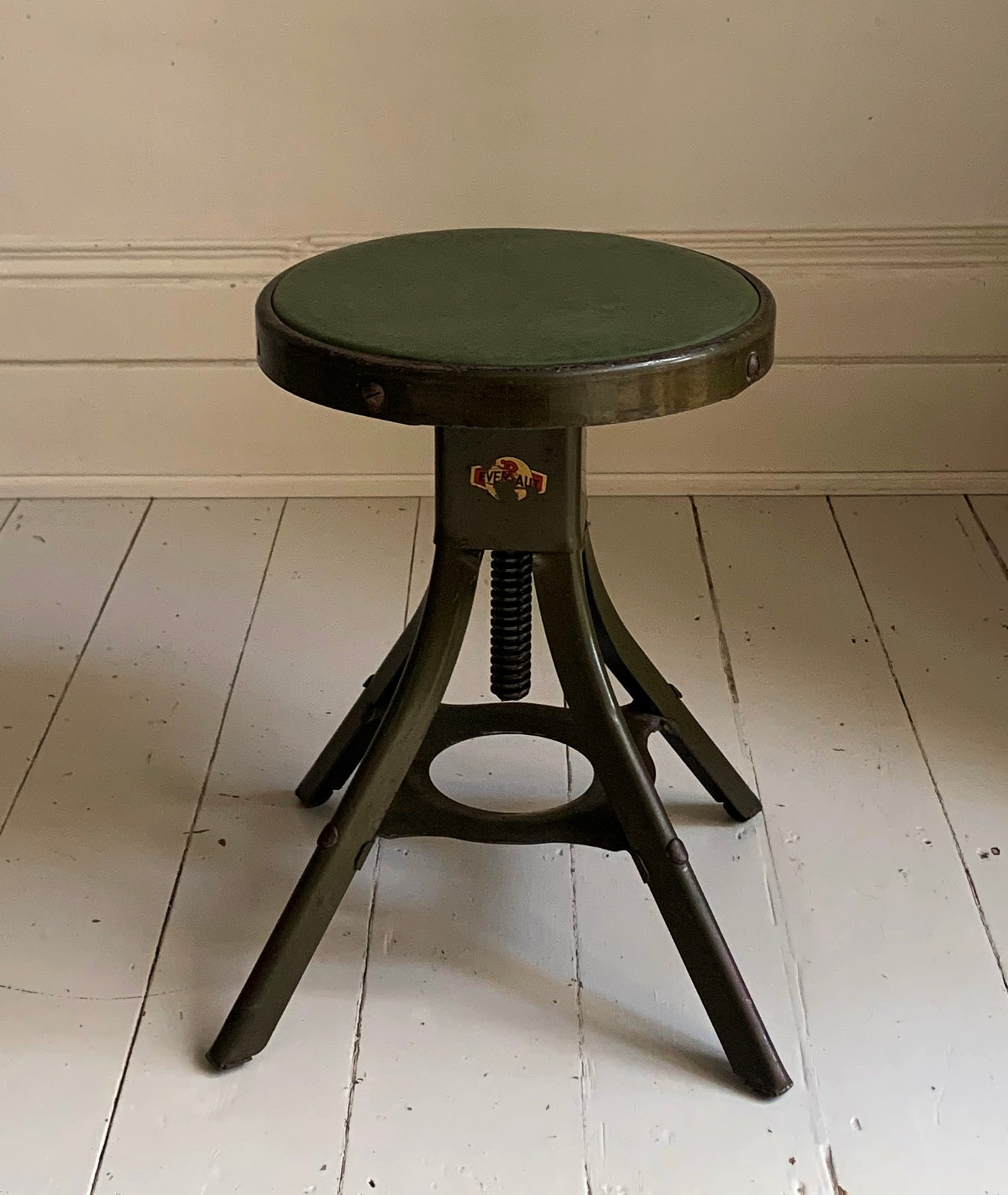 Vintage Evertaut Industrial/Machinist Adjustable Height Swivel Khaki Green Stool