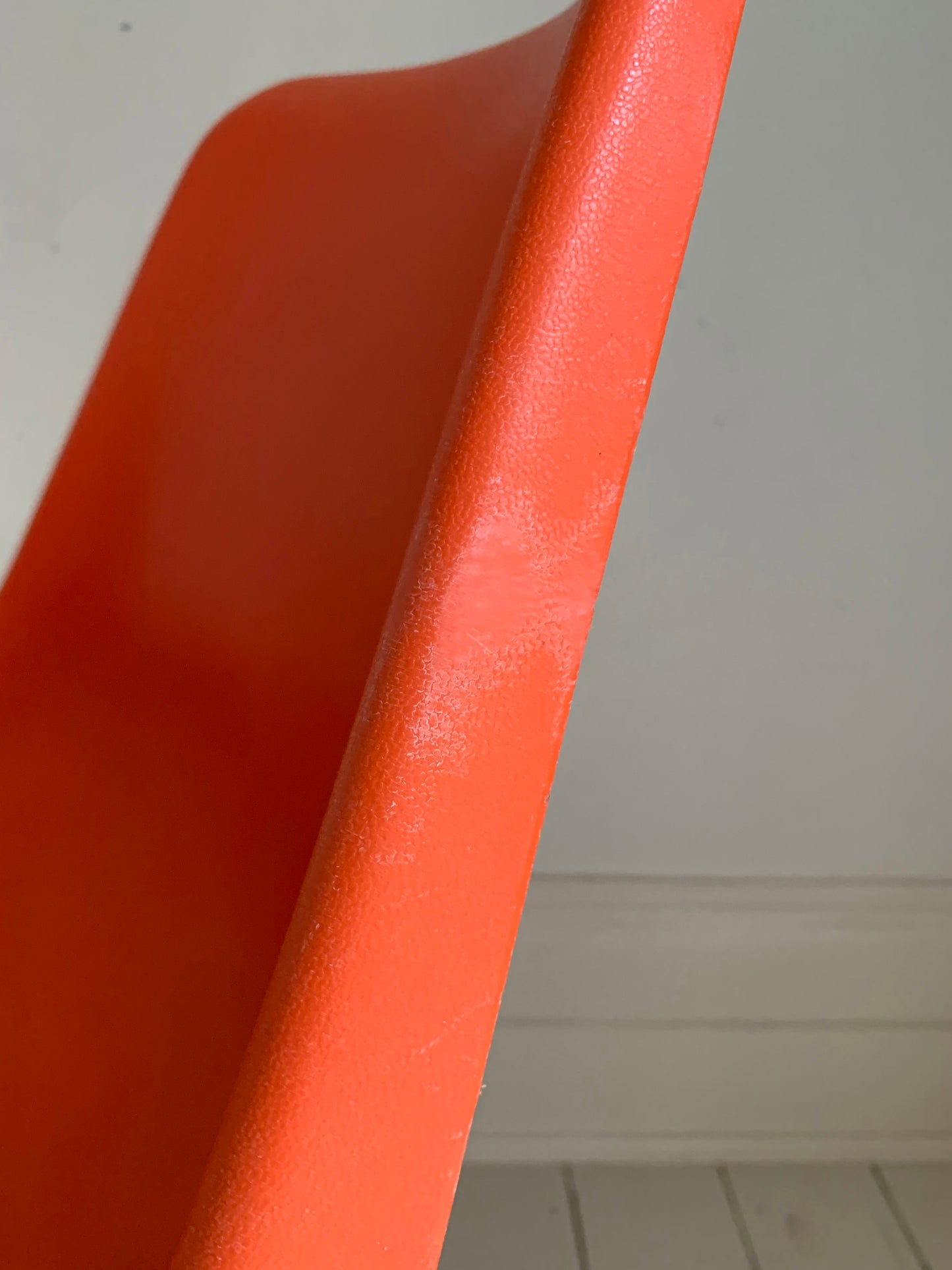 1 x Rare Vintage Hille Swivel Chair, In Orange on Castors, Designed By Robin Day