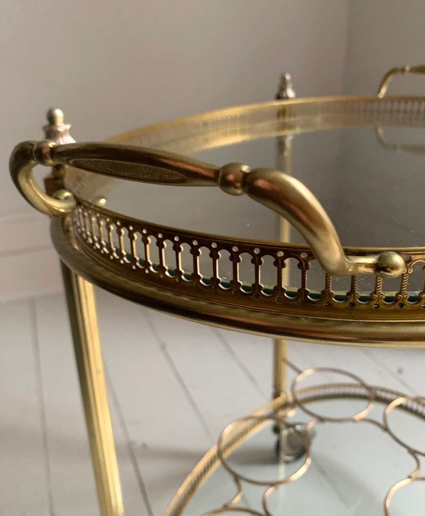 Vintage Hollywood Regency Neoclassical Brass Plated Drinks Trolley / Bar Cart