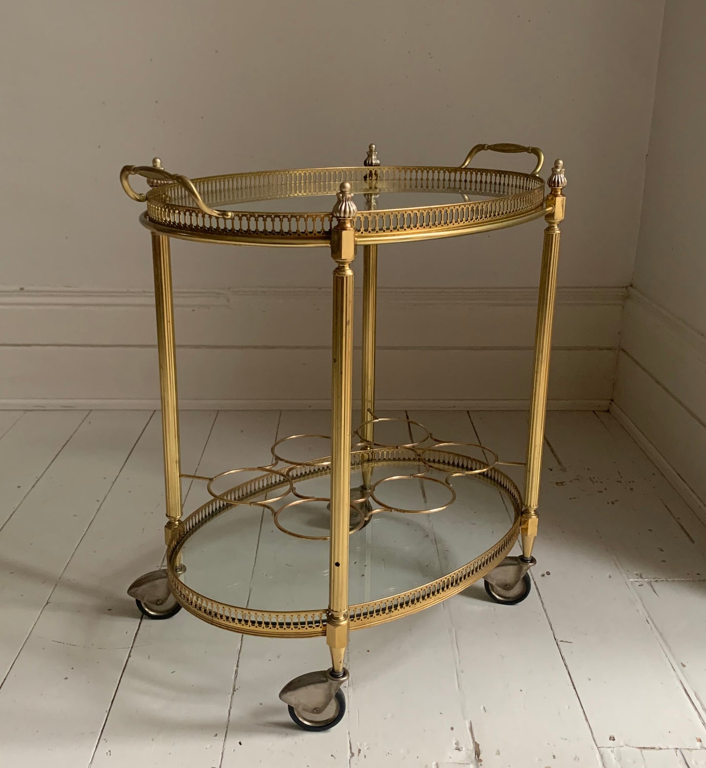 Vintage Hollywood Regency Neoclassical Brass Plated Drinks Trolley / Bar Cart