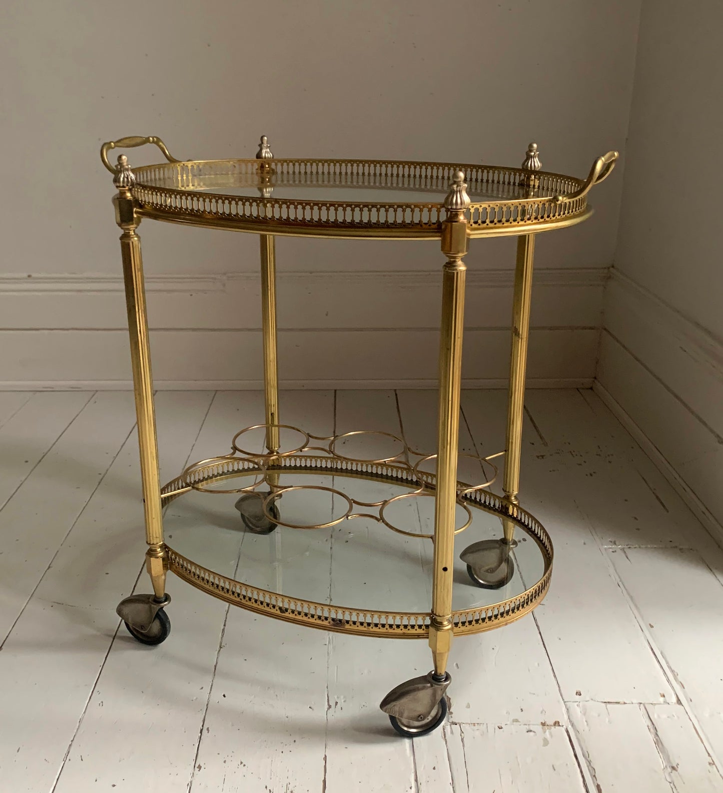 Vintage Hollywood Regency Neoclassical Brass Plated Drinks Trolley / Bar Cart