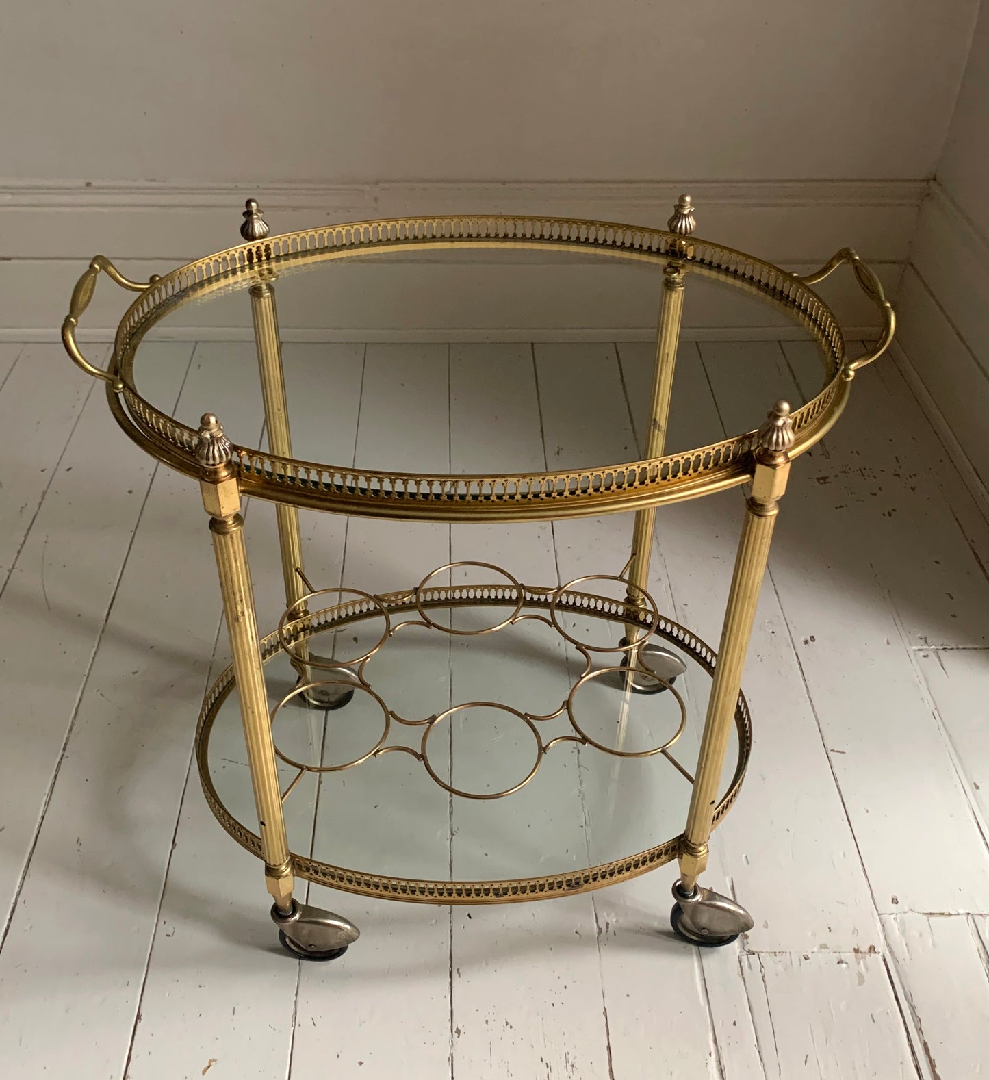 Vintage Hollywood Regency Neoclassical Brass Plated Drinks Trolley / Bar Cart