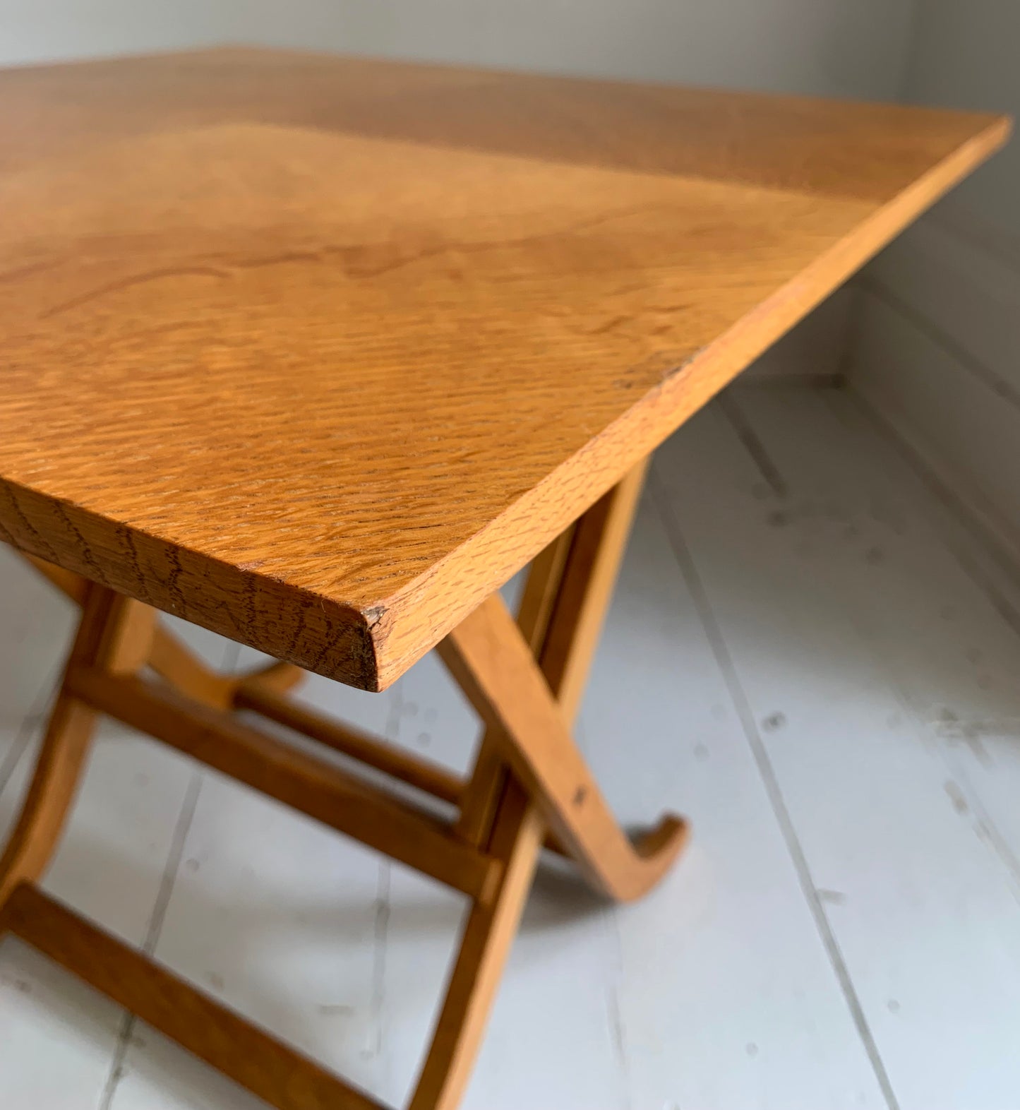 Vintage Mid Century Meredew Folding Small Side / Occasional Table