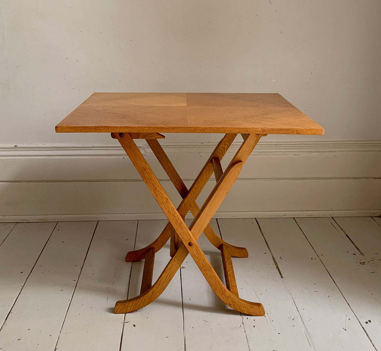 Vintage Mid Century Meredew Folding Small Side / Occasional Table