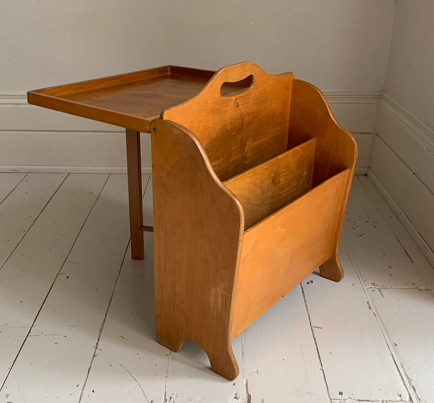 Mid Century Plywood Magazine Rack / Folding Side Table by Haxyes