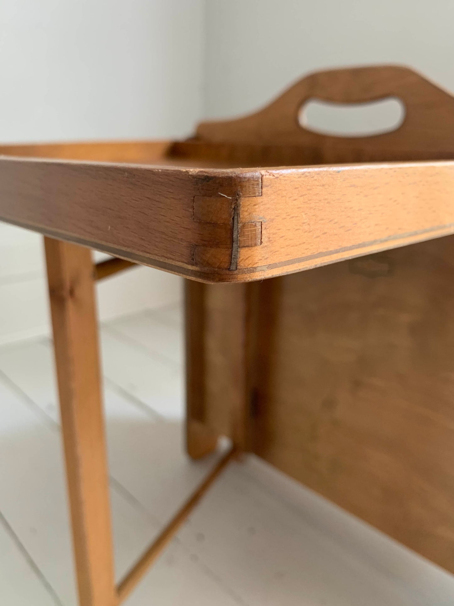 Mid Century Plywood Magazine Rack / Folding Side Table by Haxyes