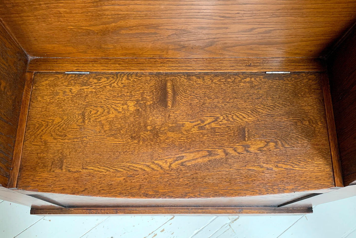 Antique Oak Arts & Craft Hall Seat / Settle /With Arms, Storage & Umbrella Trays