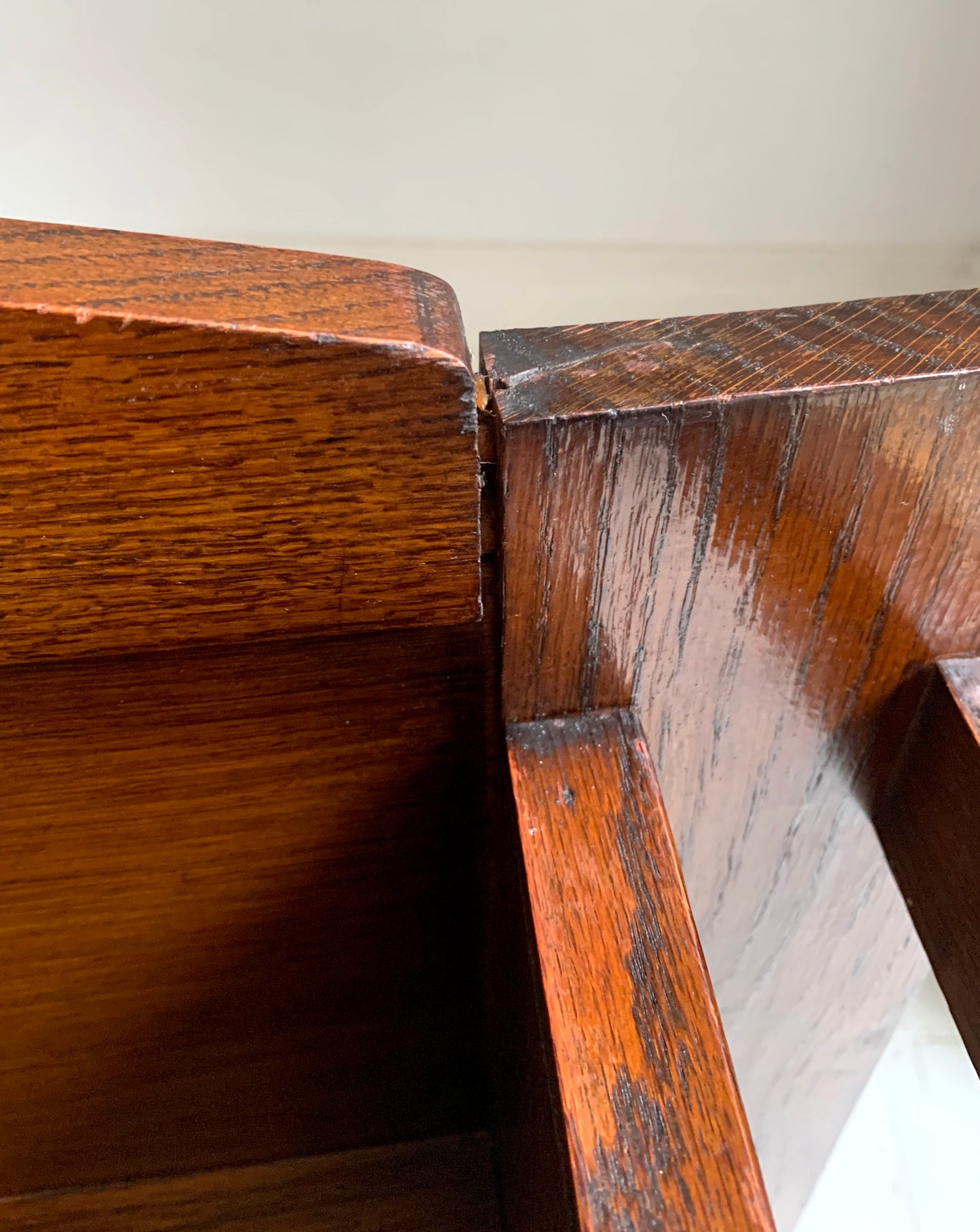 Antique Oak Arts & Craft Hall Seat / Settle /With Arms, Storage & Umbrella Trays