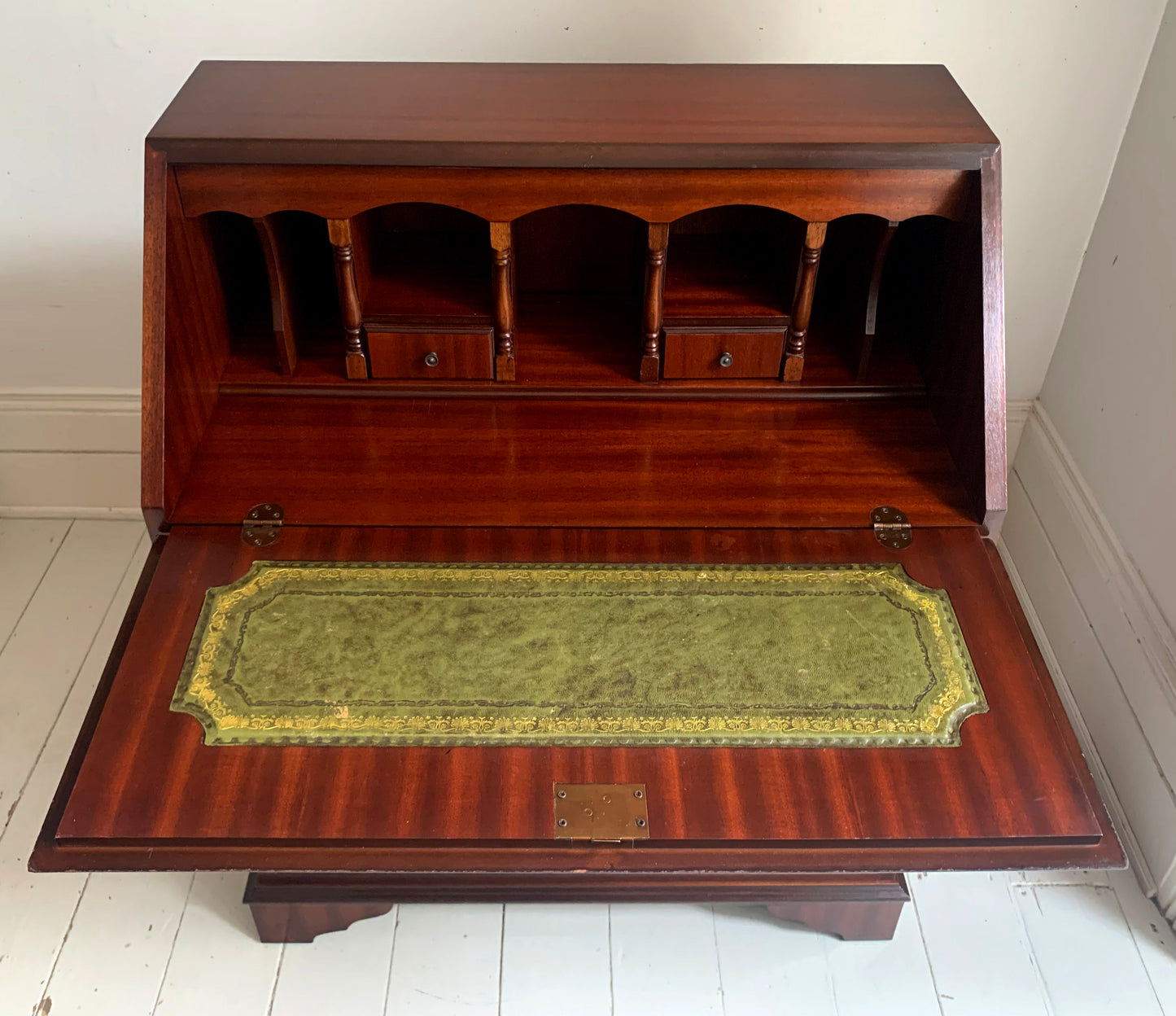 Stunning Georgian Style Fall Front Bureau / Secretaire / Writing Desk