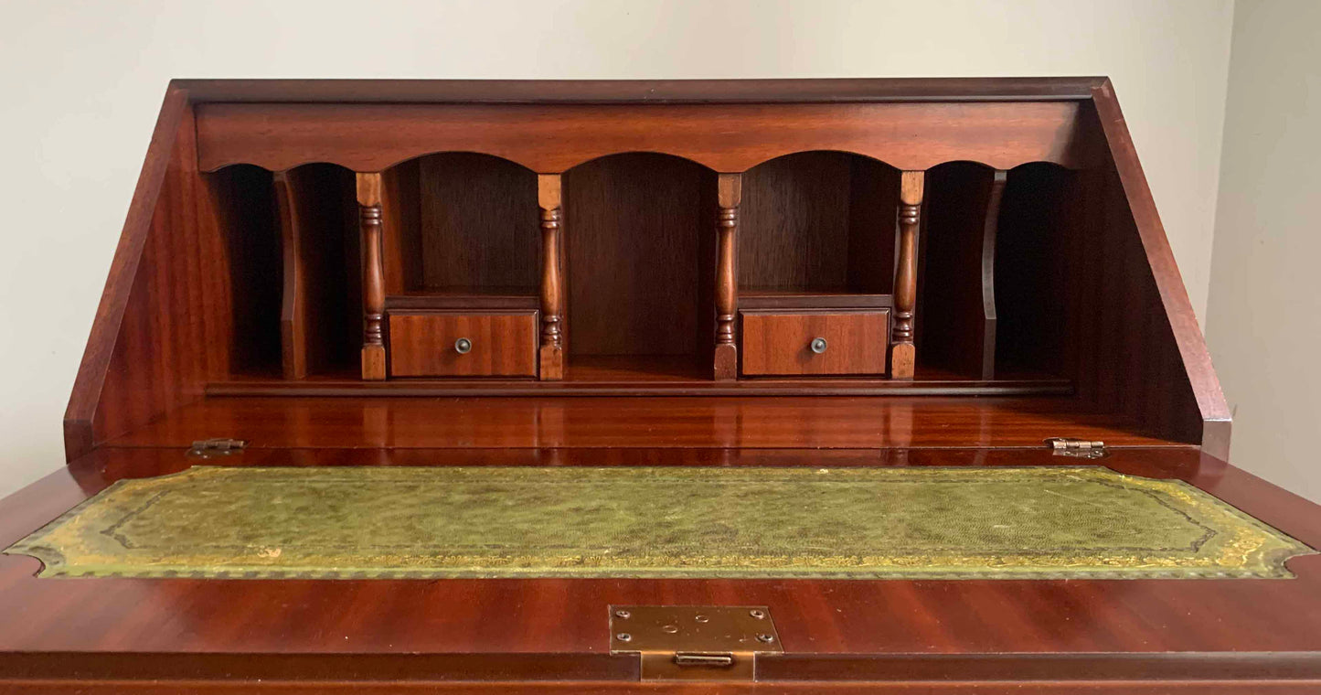 Stunning Georgian Style Fall Front Bureau / Secretaire / Writing Desk